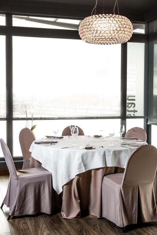 Hotel La Torre Vega de Valdetronco Ngoại thất bức ảnh